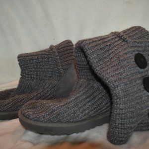 Uggs- Grey knit w/buttons